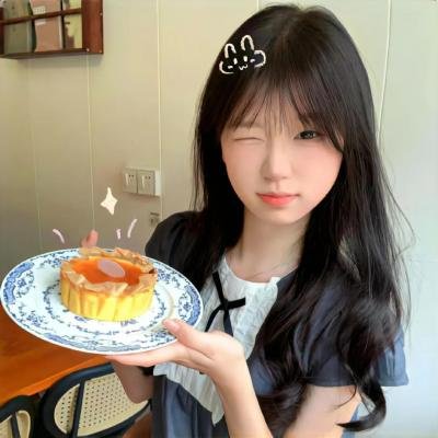萝拉还未睡海报