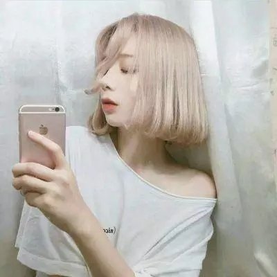 无色无慰海报